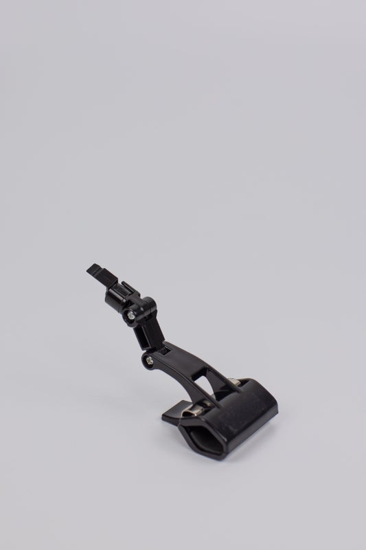 360-k&auml;&auml;ntyv&auml; varsipidike hintan&auml;yt&ouml;lle tai hyllypuhujan kehykselle, musta